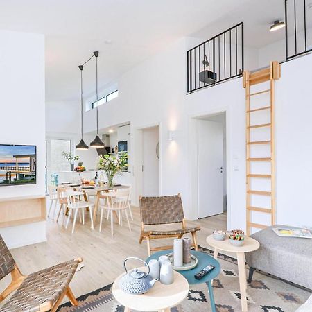 3 Bedroom Awesome Home In Lembruch-Duemmer See エクステリア 写真
