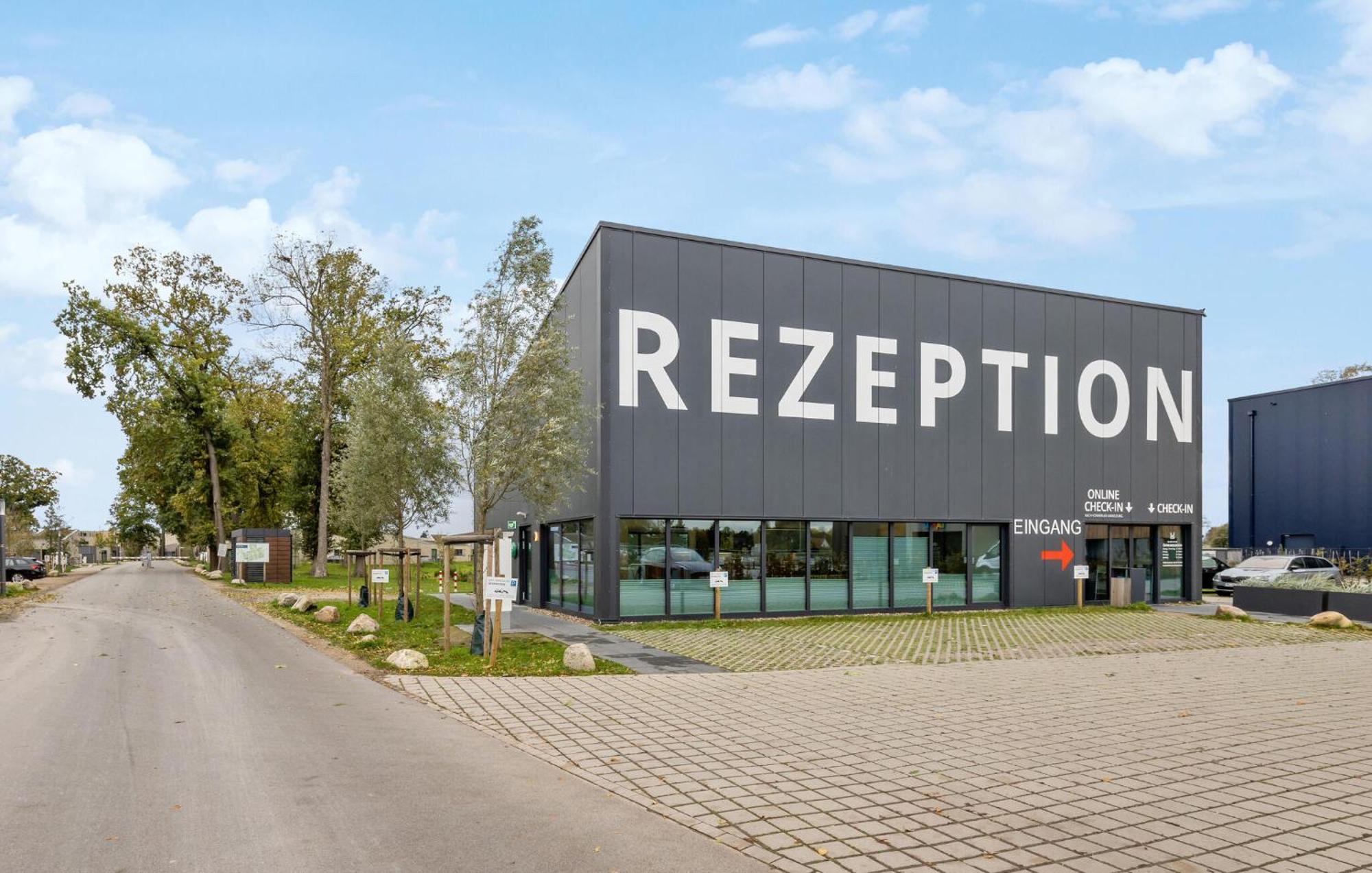 3 Bedroom Awesome Home In Lembruch-Duemmer See エクステリア 写真