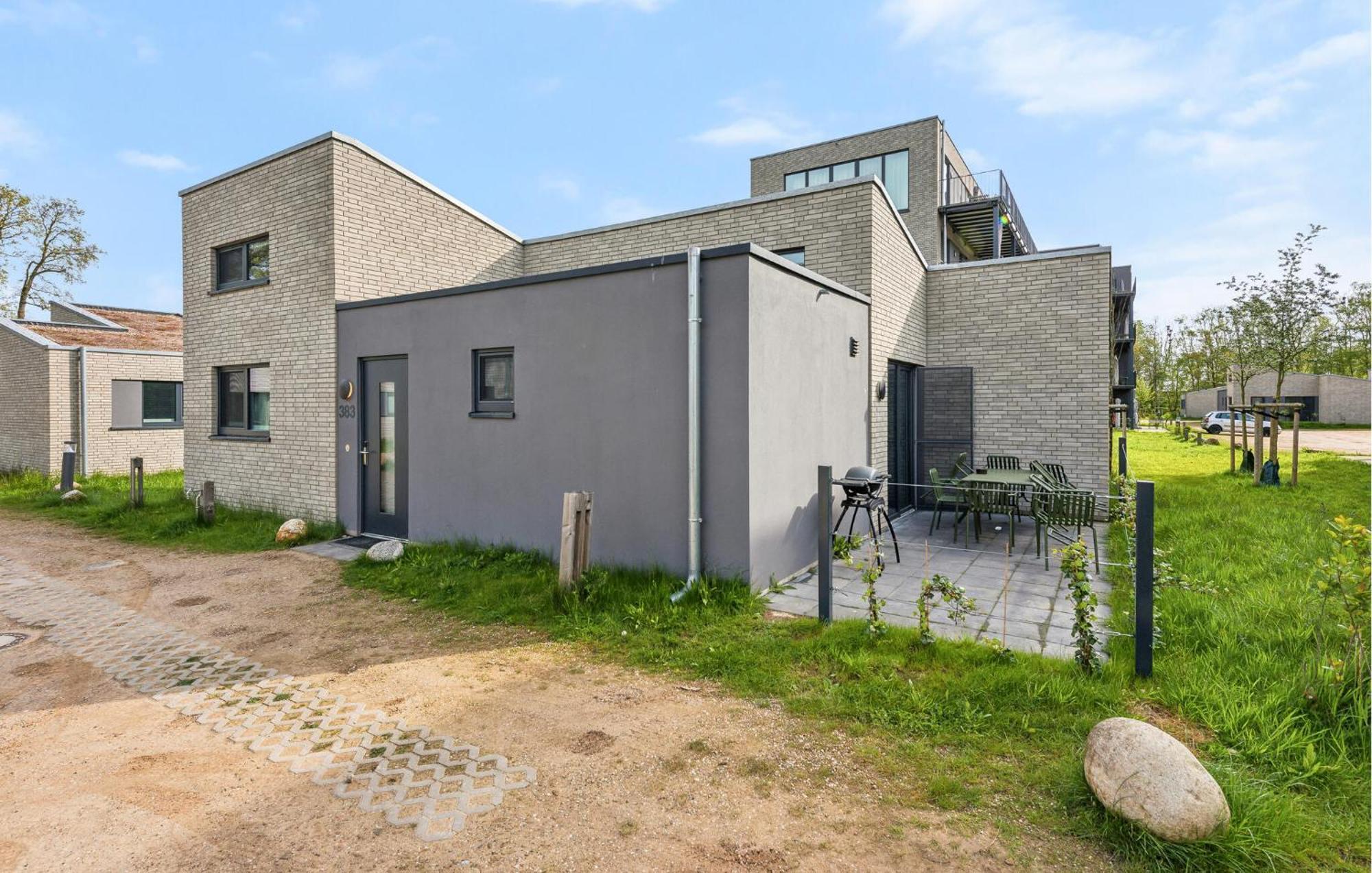 3 Bedroom Awesome Home In Lembruch-Duemmer See エクステリア 写真